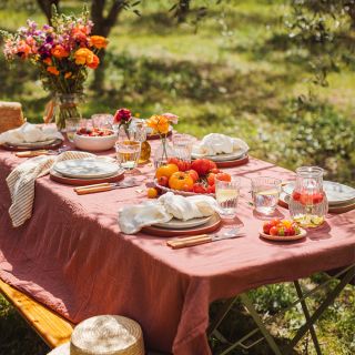 • Objevte dokonalé příbory, které ozdobí váš letní stůl!🍴 Příborové sady Opinel Sylve nebo Bon Appétit s rukojeťmi z...